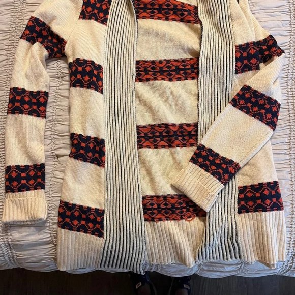 Cute Striped Cardigan - Picture 2 of 5